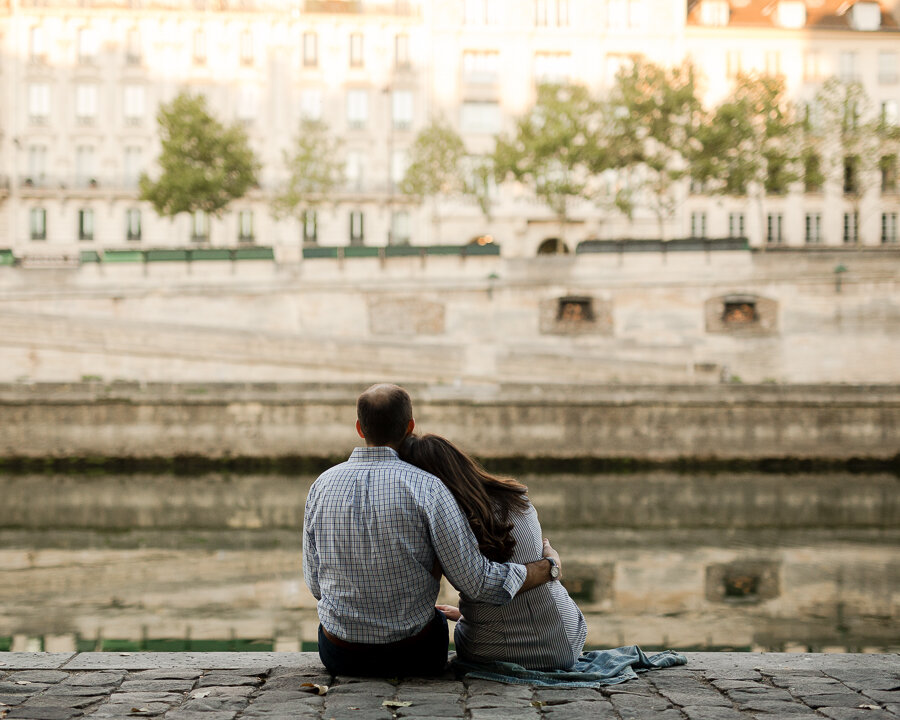 Romantic-Fun-Engagement-Photo-Session-Paris-Photographer-Katie-Donnelly_004.jpg