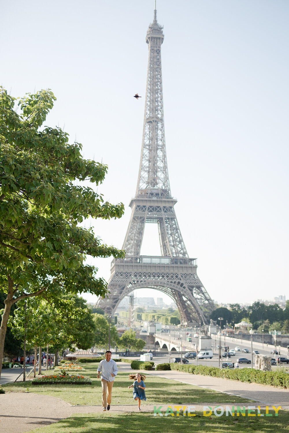 family-photo-eiffel-tower-paris-photographer-katie-donnelly_012.jpg