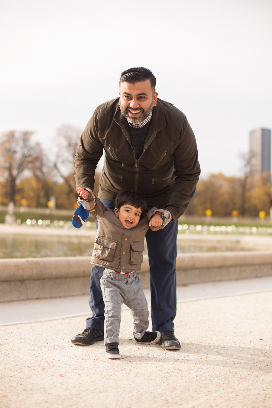 paris-france-lifestyle-maternity-family-photographer-jardin-du-luxembourg_011.jpg