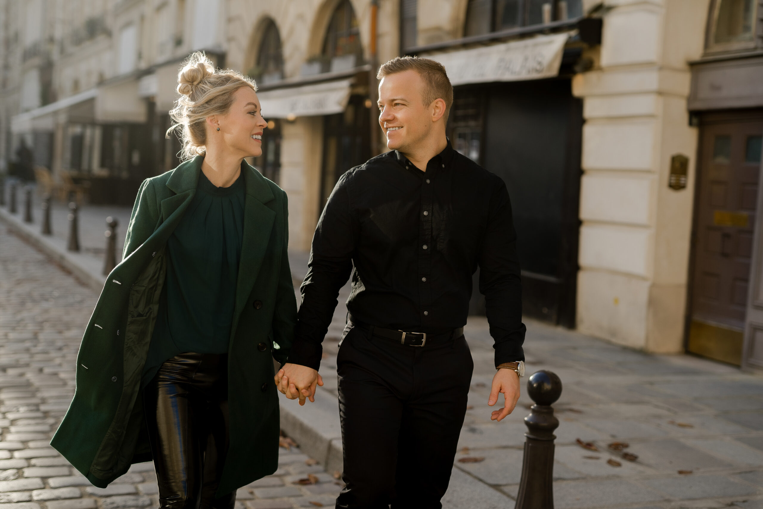 "Romantic couples portrait on Pont Neuf in Paris by photographer Katie Donnelly"