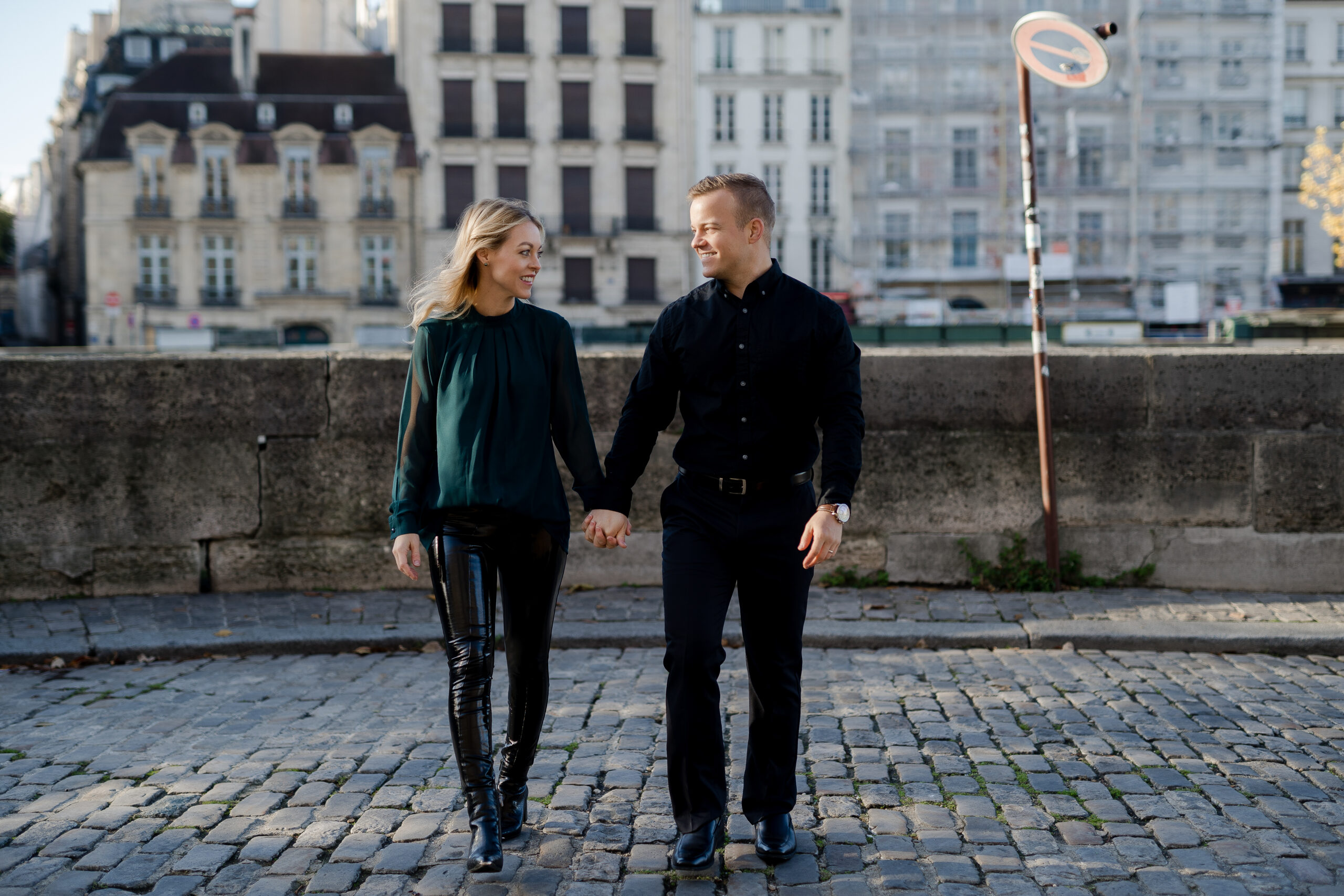 "Romantic couples portrait on Pont Neuf in Paris by photographer Katie Donnelly"