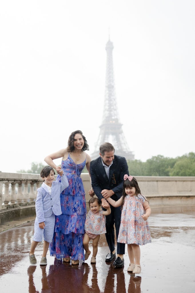 paris-family-photoshoot-bir-hakeim-eiffel-tower-katie-donnelly-photography_002