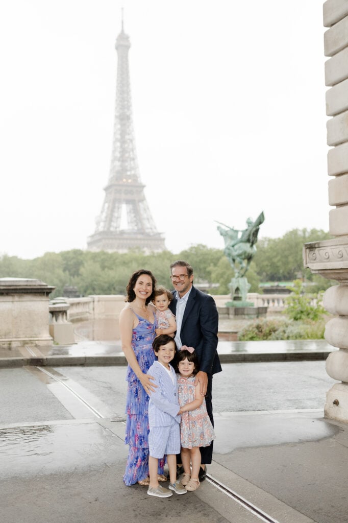 paris-family-photoshoot-bir-hakeim-eiffel-tower-katie-donnelly-photography_014