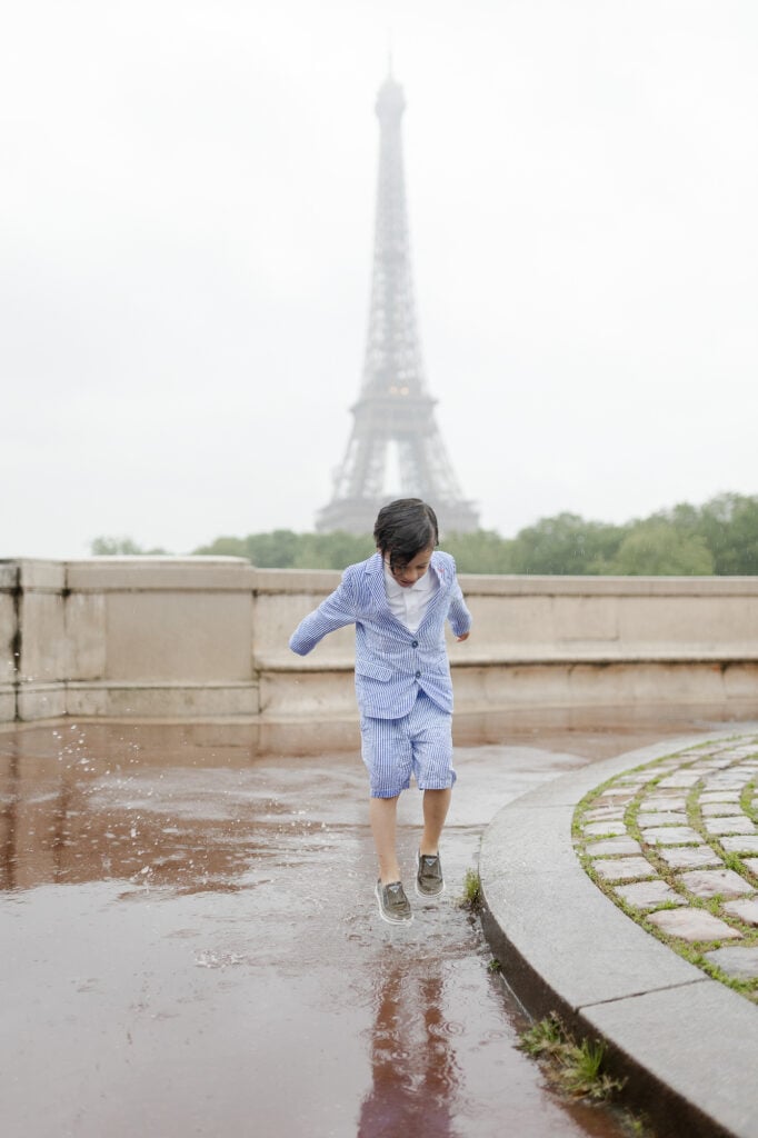 paris-family-photoshoot-bir-hakeim-eiffel-tower-katie-donnelly-photography_016
