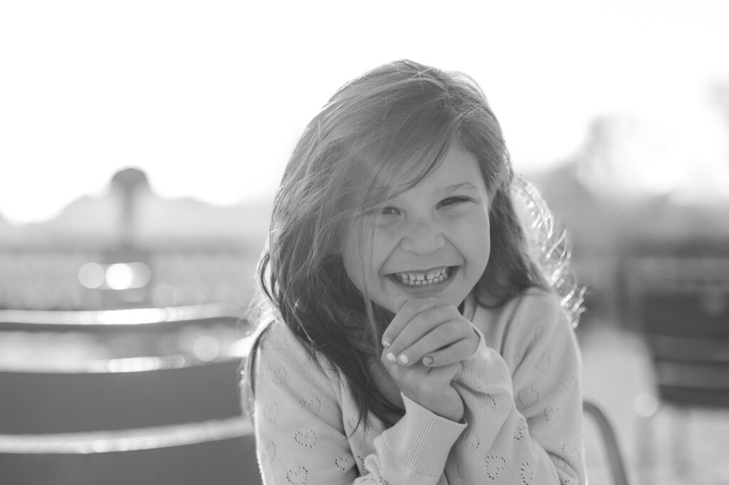 paris-family-photoshoot-luxembourg-gardens-katie-donnelly-photography_013