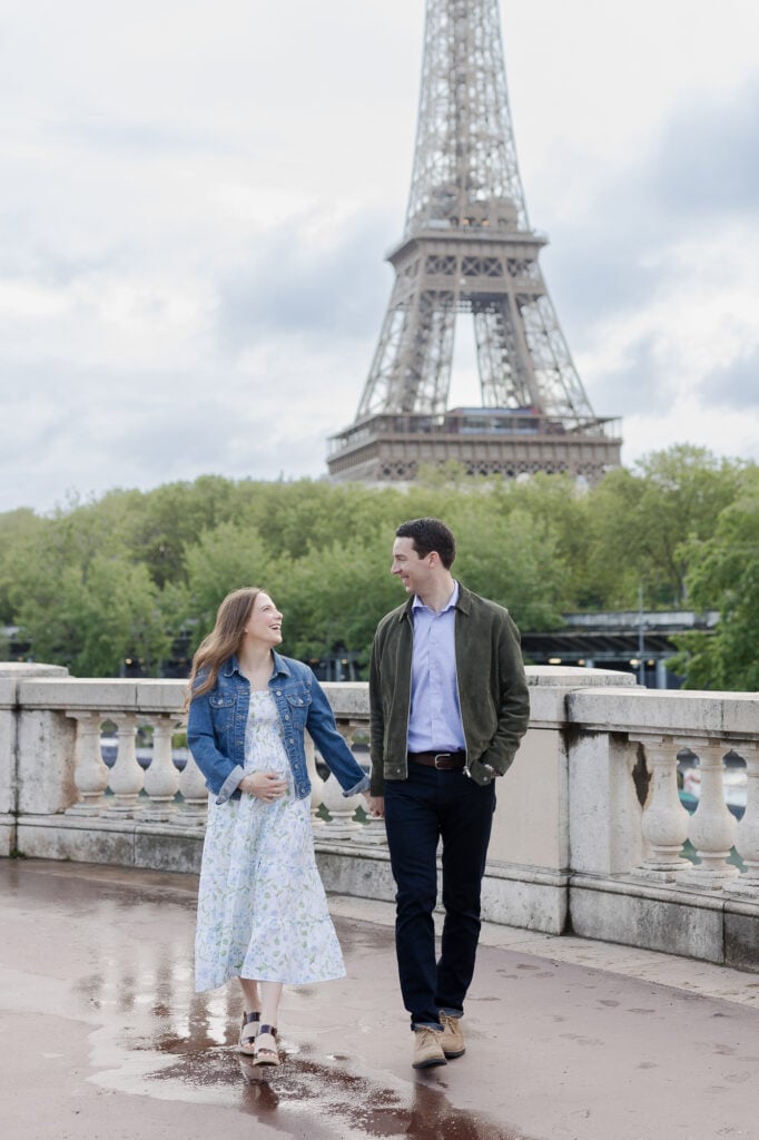 paris-romantic-couple-photoshoot-cafe-bir-hakeim-katie-donnelly-photography_001
