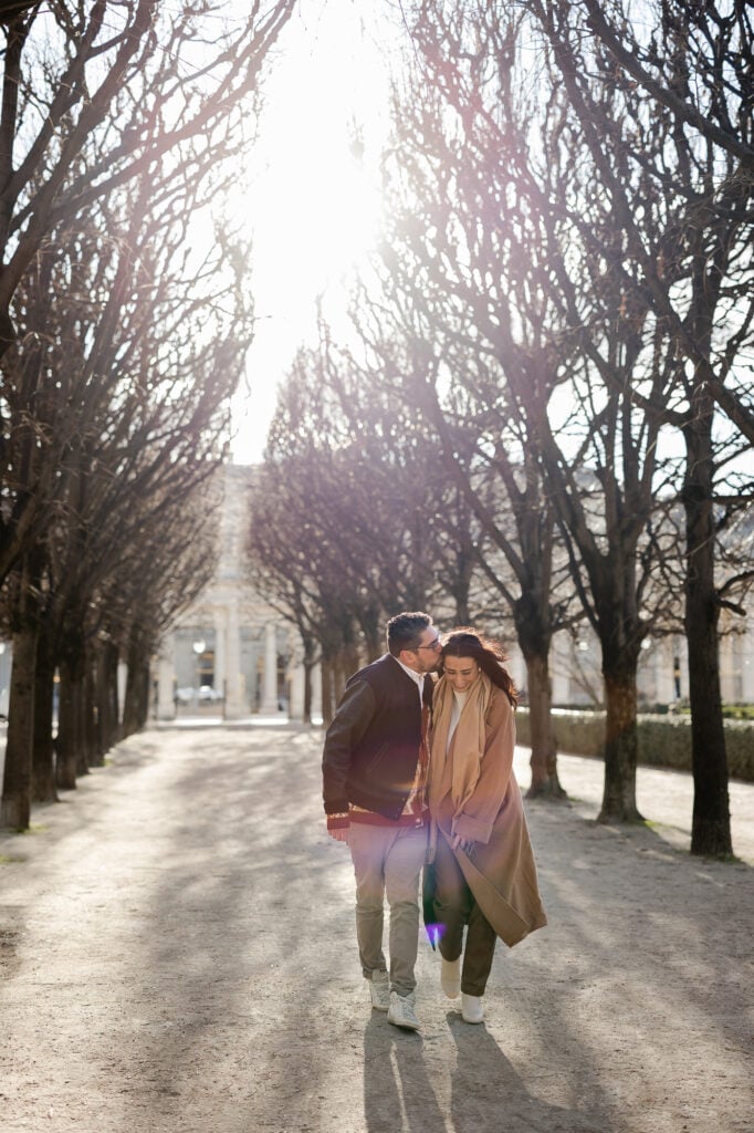 paris-romantic-couple-photoshoot-proposal-palais-royal-katie-donnelly-photography_014