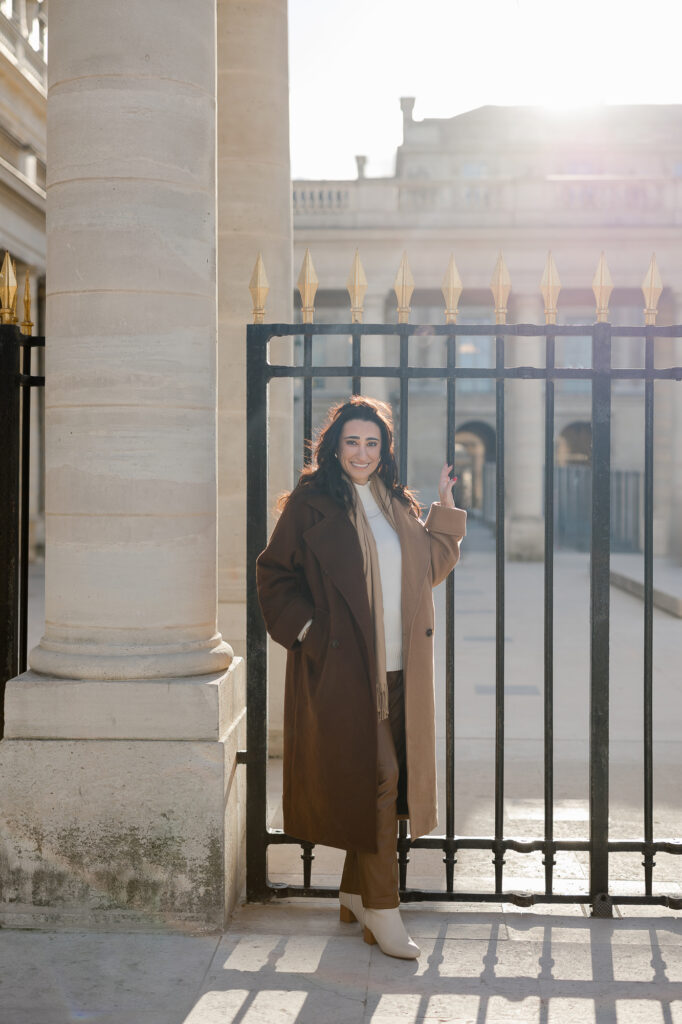 paris-romantic-couple-photoshoot-proposal-palais-royal-katie-donnelly-photography_015