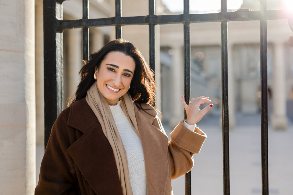 paris-romantic-couple-photoshoot-proposal-palais-royal-katie-donnelly-photography_016