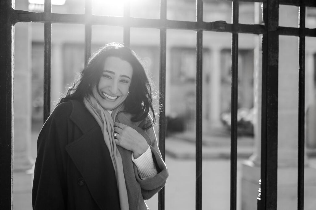 paris-romantic-couple-photoshoot-proposal-palais-royal-katie-donnelly-photography_017