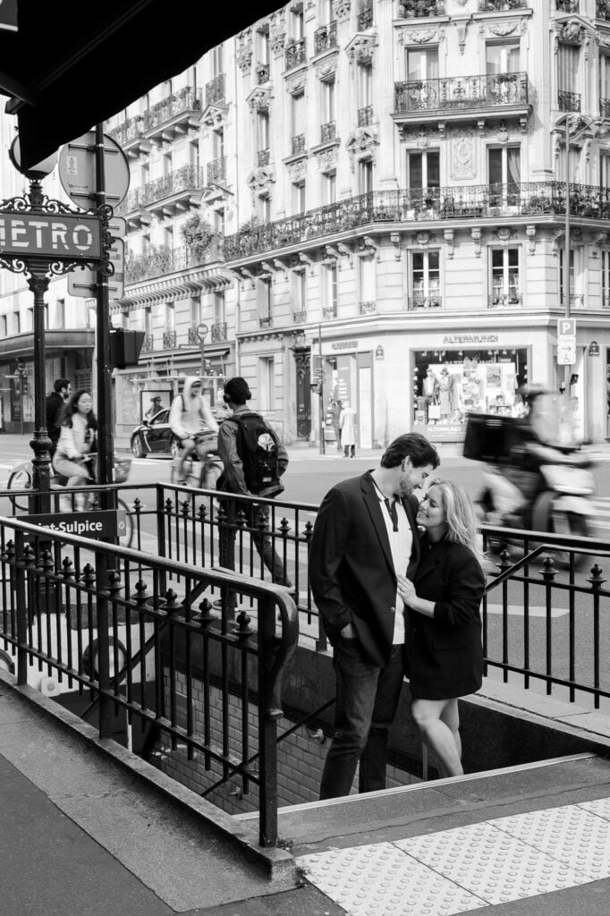 paris-romantic-couple-photoshoot-saint-sulpice-katie-donnelly-photography_016