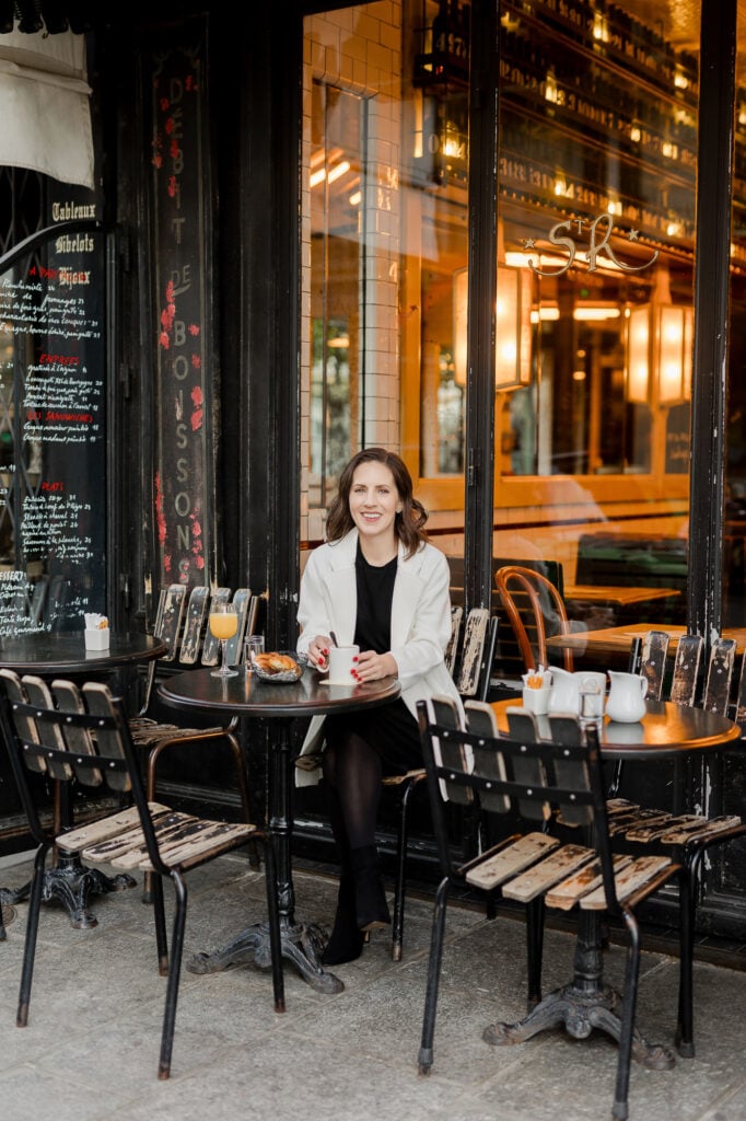 paris-solo-photoshoot-ile-saint-louis-cafe-katie-donnelly-photography_001