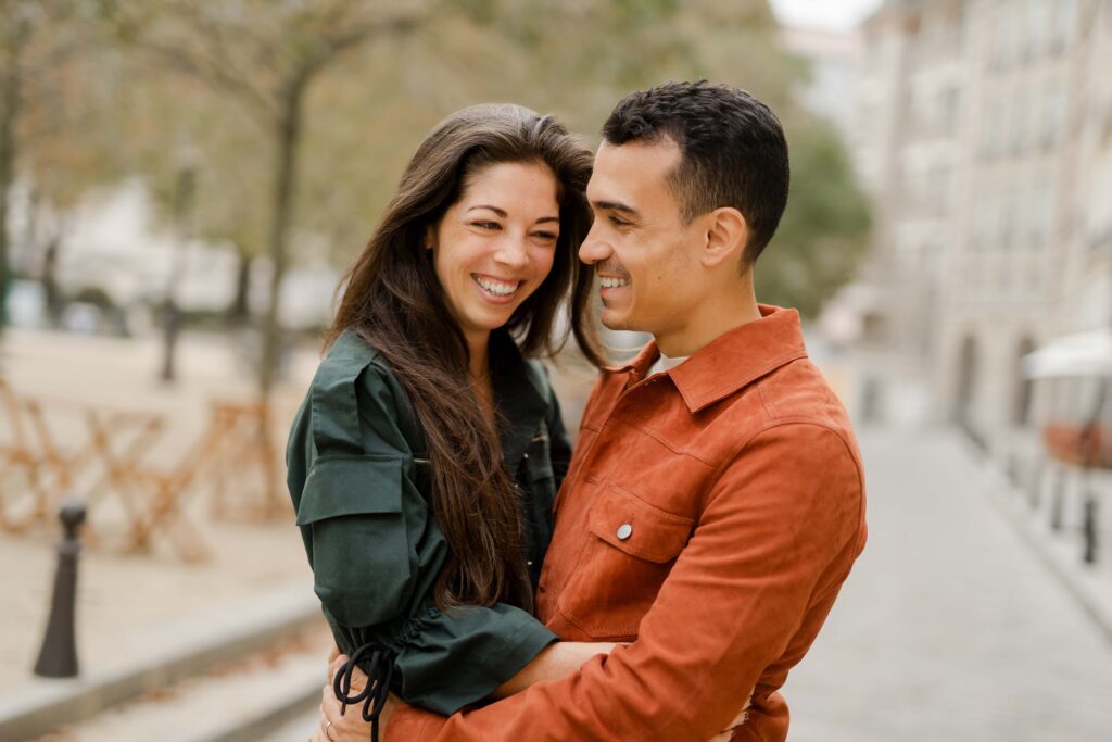 Couples Photo Shoot in the Fall in Paris, by Best photographer in PAris Katie Donnelly