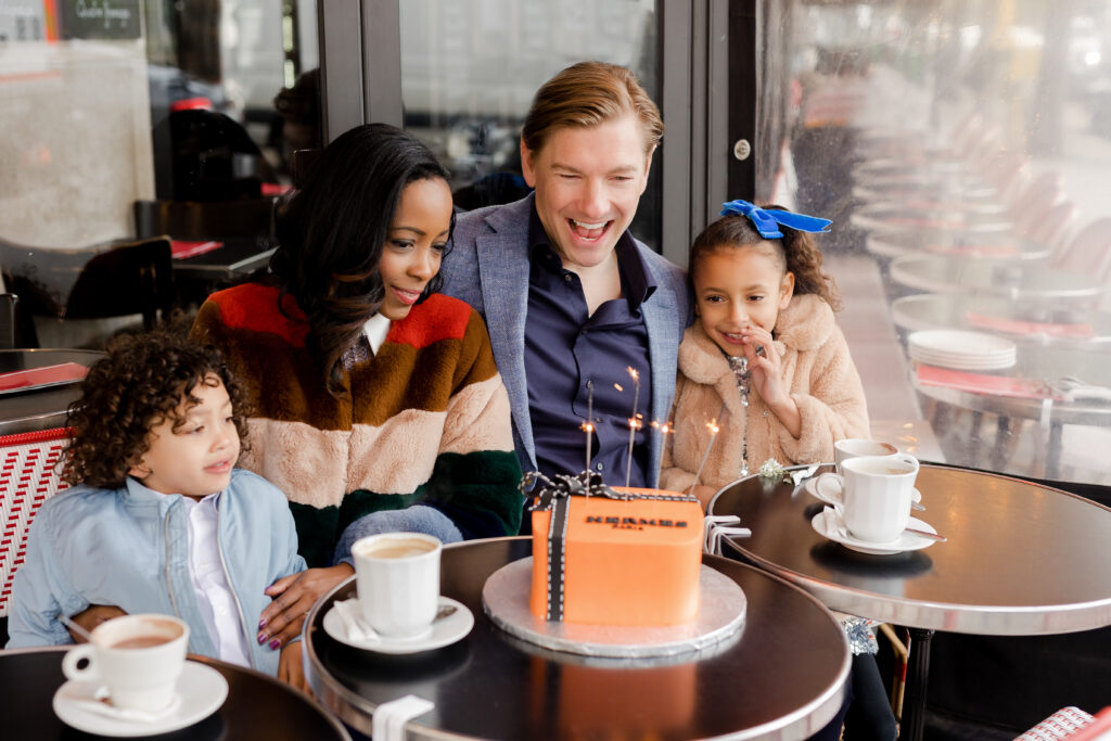 Charming Paris moments with dad and the kids at Cafe in Paris by Katie Donnelly Photographjy