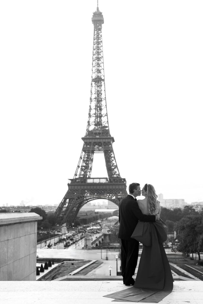 Romantic Paris photoshoots, Spring 2025, Eiffel Tower