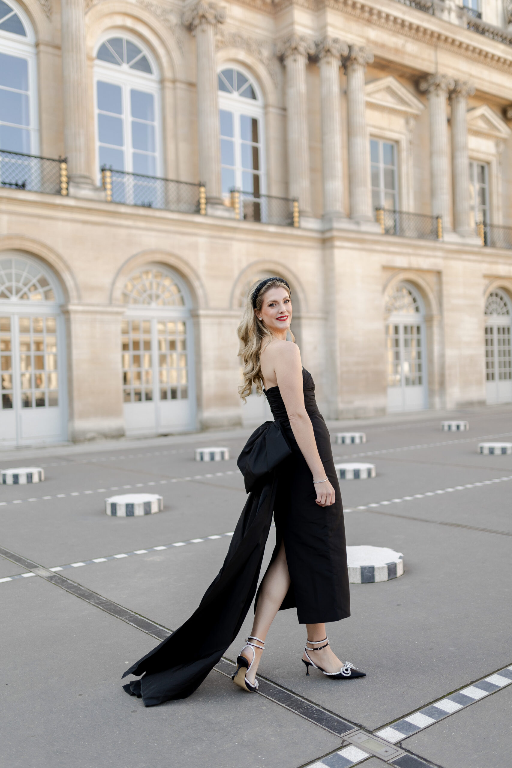 13 Best Paris Photo Spots for Gorgeous Portraits