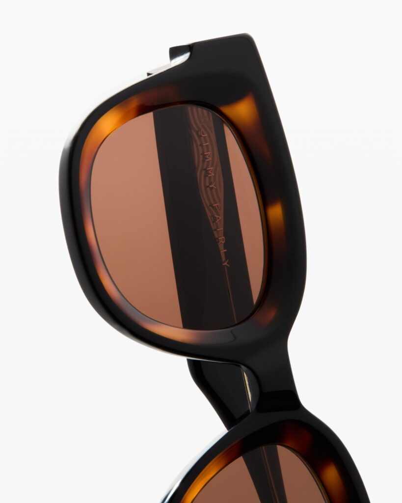 french girl sunglasses, what to wear in paris