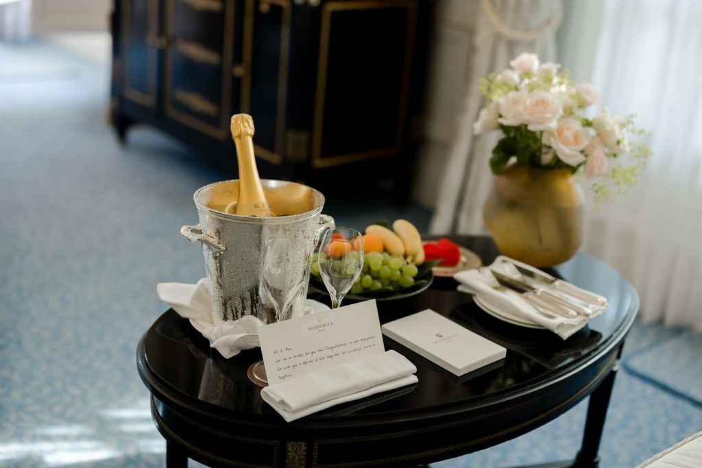 Picture of Shangri-La Hotel champagne and fruit table by Katie Donnelly Photography