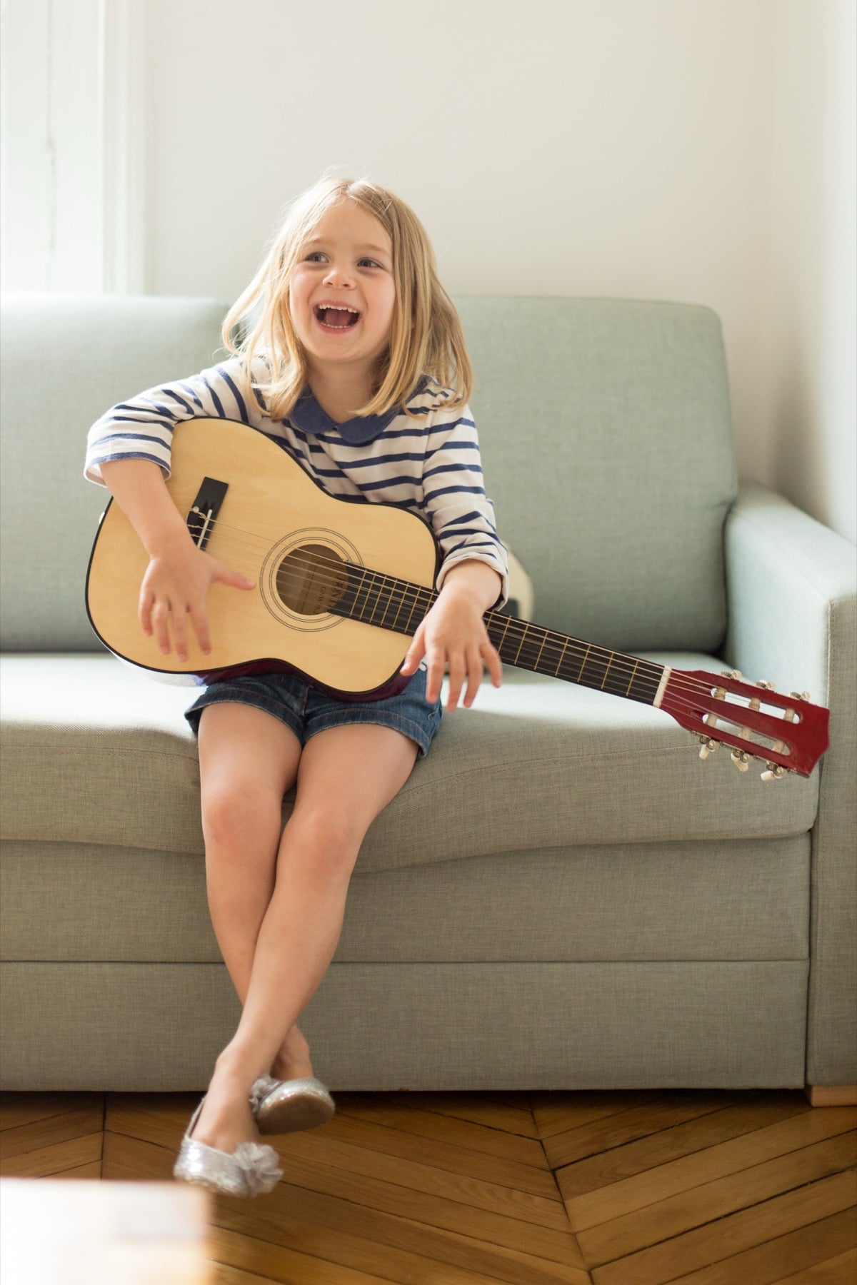Photography Tip: An Instant Indoor Lighting Hack