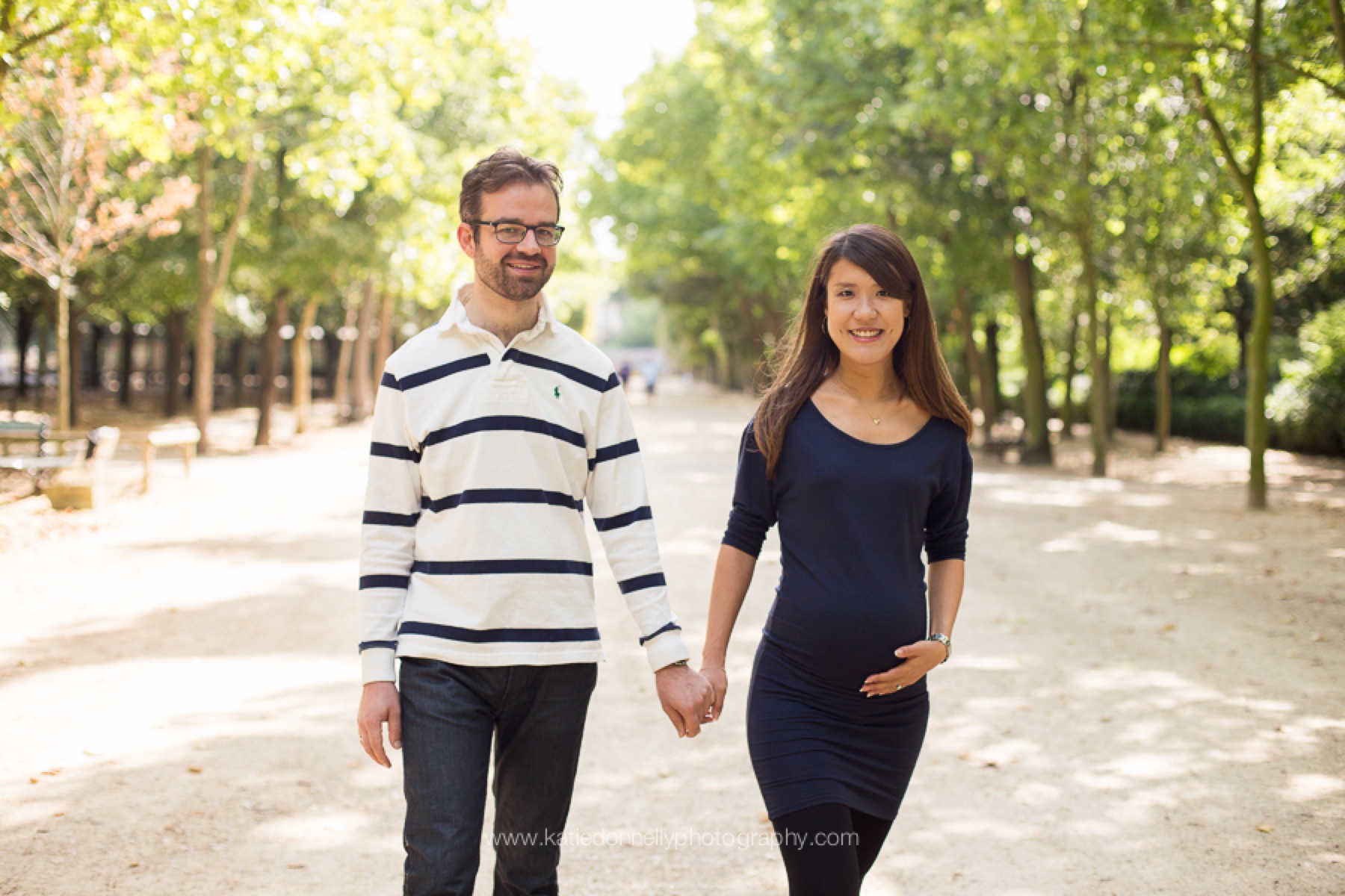 Maternity Photos in the 6th Arrondissement of Paris
